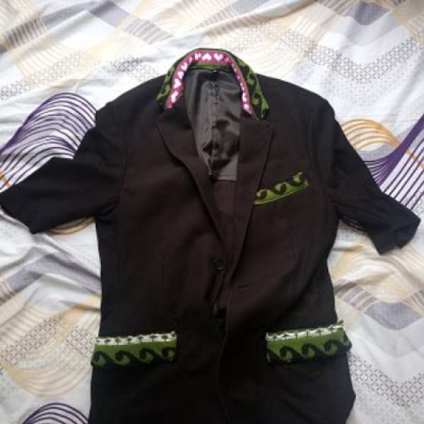 90%新New Uniqlo Short Sleeves DIY自己設計短袖特別版薄身Cotton外套褸