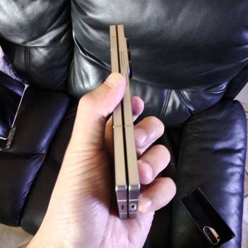 賣 samsung fold z 6,512gb ,鈦灰色