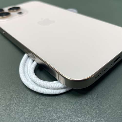 99%New iPhone 16 Pro Max 1TB 沙漠金色 蘋果保養至2025-11-7 電池效能92% 香港行貨...