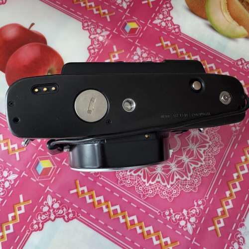 Leica R4 家人遺物 要抹油