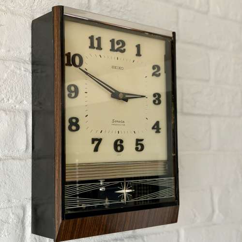 出售 昭和時期 seiko精工電晶體掛牆鐘，100%正常，六十年代尾左右產物，款式經典，...