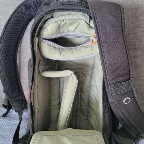 Lowepro flip side 200