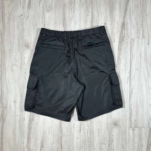 全新PRADA寬鬆短褲