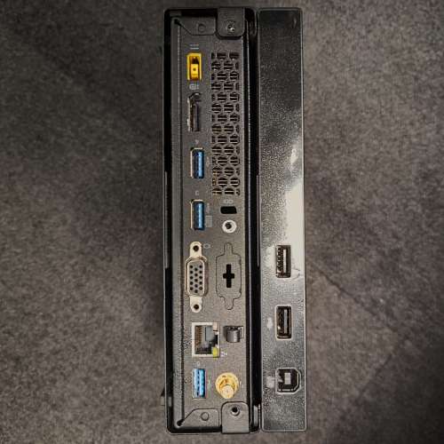 90%新Lenovo ThinkCentre 連DVD-RW & Lenovo 23" Monitor