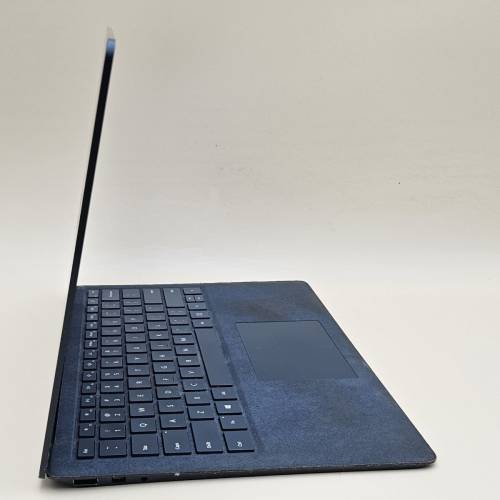 i7 Surface Laptop 觸摸Touch i7-7660U 8g ram 256g SSD 13.5" Touch 2256x1504