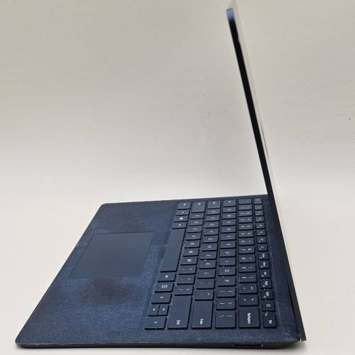i7 Surface Laptop 觸摸Touch i7-7660U 8g ram 256g SSD 13.5" Touch 2256x1504