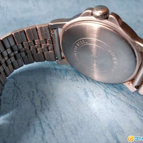 sprit男裝鋼帶手錶一隻。