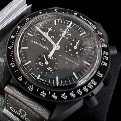 Omega x Swatch 限量版水星手錶