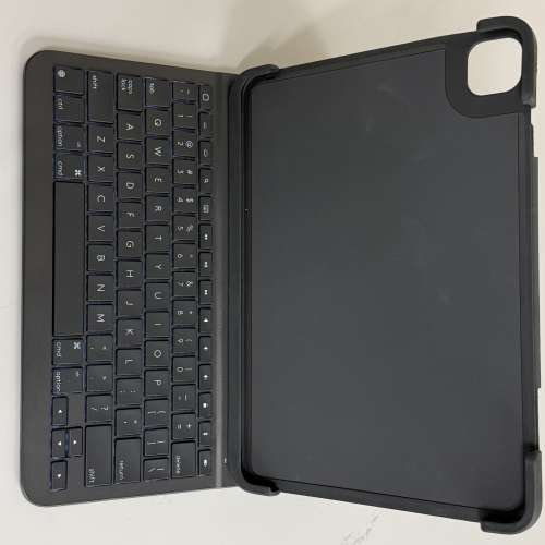 Logitech Slim Folio鍵盤保護套（11寸iPad pro )