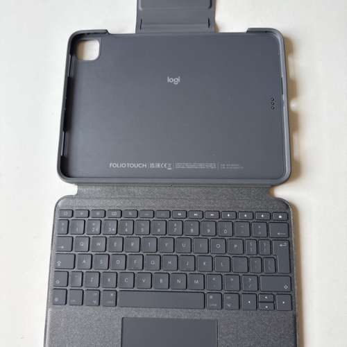 Logitech Folio  Touch 連鍵盤保護殼for iPad Pro 11＂
