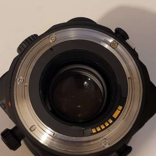 Canon EF移軸鏡（TS-E 45mm f/2.8）