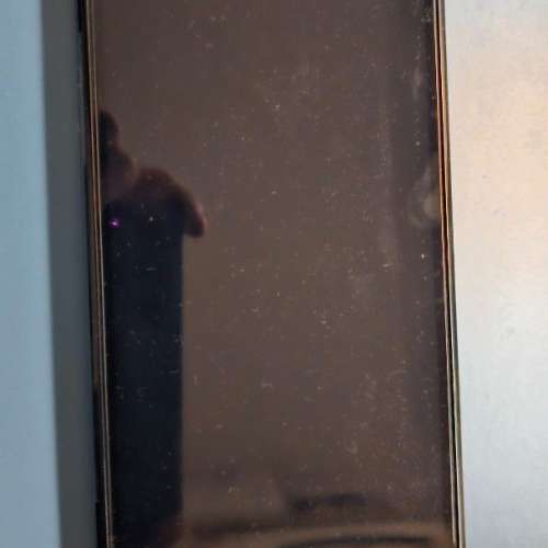 switch oled 有4個手掣(2對)及其他手掣