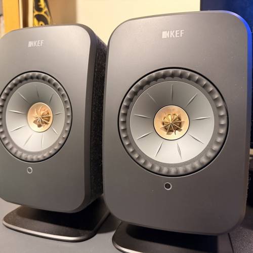 KEF LSXII with P1 Desk Pad