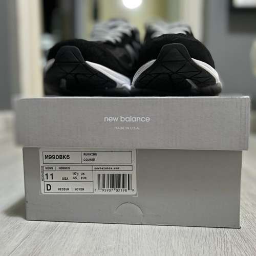 new balance M990BK6 買大左半碼只著1次 Us 11  $1700  樂富交收