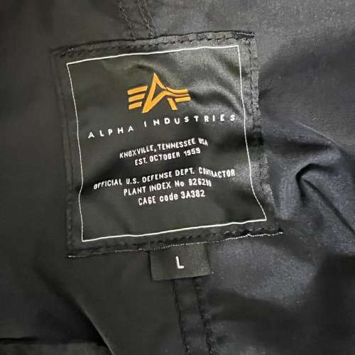 全新男裝黑色 ALPHA INDUSTRIES  size L (樂富交收）$1500