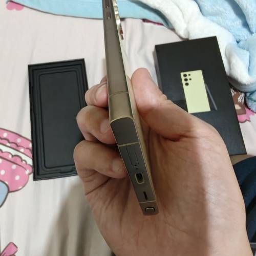 賣 Samsung  S24 Ultra ，512GB，金黃色