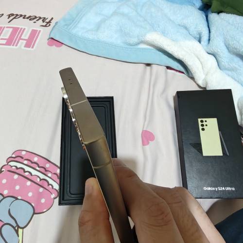 賣 Samsung  S24 Ultra ，512GB，金黃色