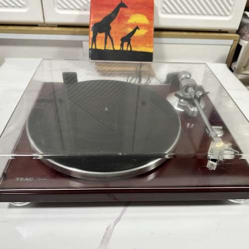 TEAC 黑膠唱盤 (內置唱頭放大器)