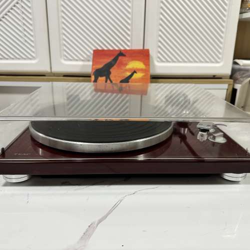 TEAC 黑膠唱盤 (內置唱頭放大器)