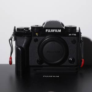 Fujifilm X-T5 Body 黑Black 水貨 9成新