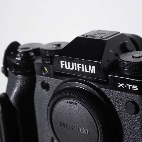 Fujifilm X-T5 Body 黑Black 水貨 9成新