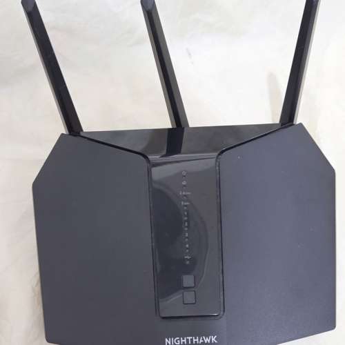 NETGEAR Nighthawk RAX30 AX2400 WIFI 6 ROUTER 路由器