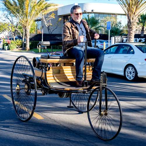 全新品有盒Brand New Benz model scale 1:8 史上第一輪平治汽車模型  not BMW BYD ...