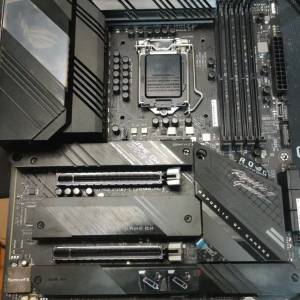 ASUS ROG STRIX Z590-F GAMING WIFI ATX主版 Socket 1200 支援第10代、11代 處理器