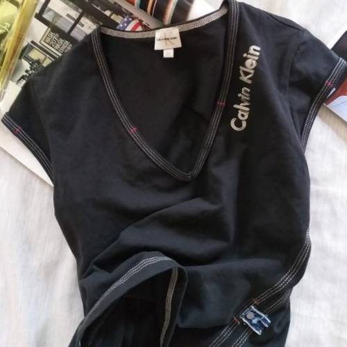 Calvin Klein  女裝修身Tee Tshirts Size:XS