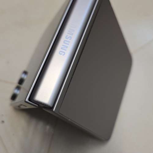 SAMSUNG Z FLIP 6 銀色 12+512全新一樣
