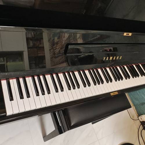 Yamaha U2