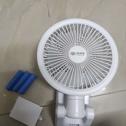 SUNPENTOWN 尚朋堂 SFN600 多功能USB風扇燈