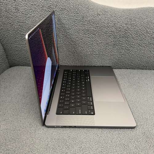 （性價比高MacBook M1 Pro🔥M1Pro 16 寸)APPLE  MacBook Pro 2021/M1 Pro CPU/16GB...
