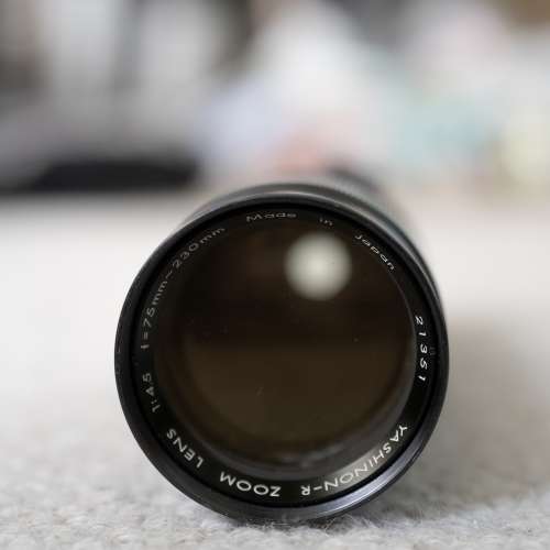 Yashinon-R 75-230mm f4.5, m42 mount, 日本製造，全金屬鏡身，做工優良，新淨，鏡...