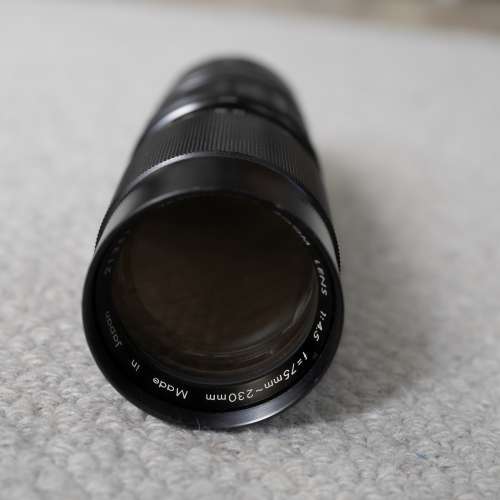 Yashinon-R 75-230mm f4.5, m42 mount, 日本製造，全金屬鏡身，做工優良，新淨，鏡...