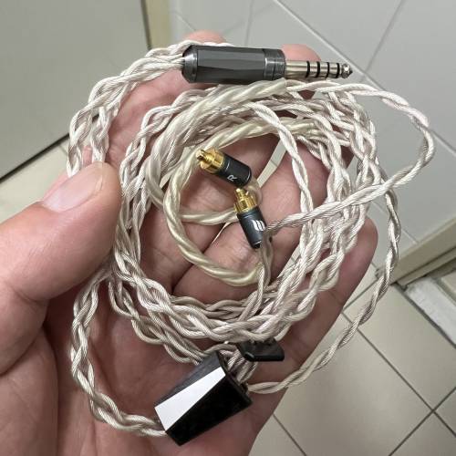 個人閒置effect audio cadmus 4.4插頭跟mmcx和pe插針耳機升級線