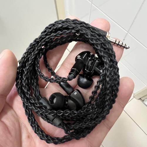 Acoustune 1750cu 耳機