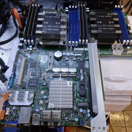 XEON GOLD 6154*2個36核心72線連散熱器兩個/SUPER X11DDW-NT server 底板/8GB*6