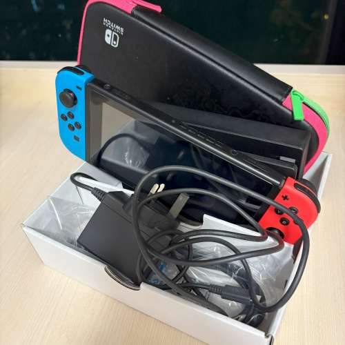 [二手] 一代Nintendo Switch連底座