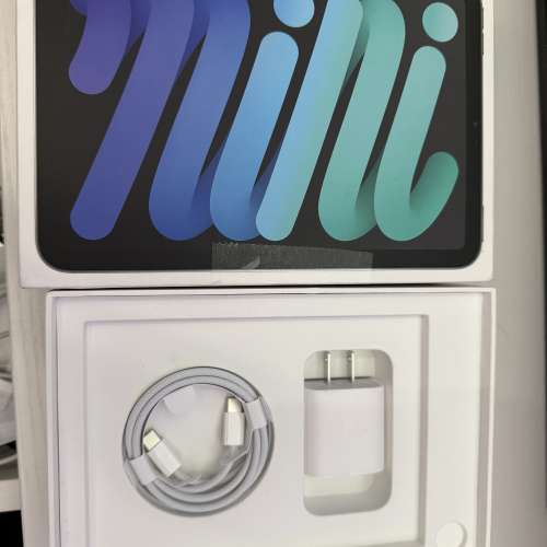(不議價)iPad mini 7 128GB 5G 太空灰 充電3次