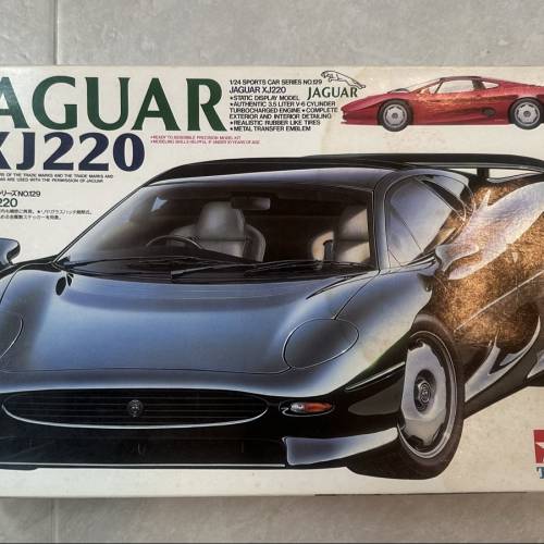 1:24 TAMIYA JAGUAR XJ220