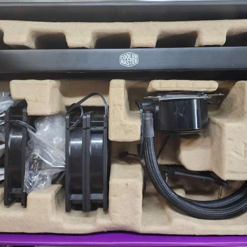 盒裝 Cooler Master Masterliquid ML360R RGB