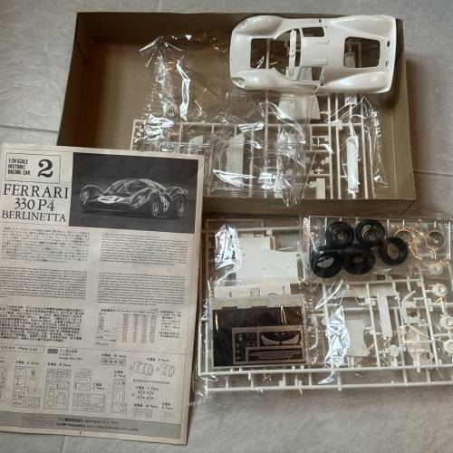 1:24 FUJIMI FERRARI 330 P4 BERLINETTA