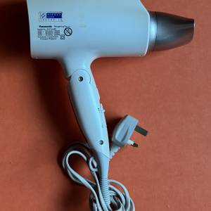 Panasonic 樂聲 「白金納米離子護髮」風筒 EH-NA45