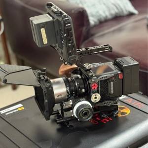 RED Komodo-X + Atomos Shinobi 7 inch + SDI + Cinema Kit Cage