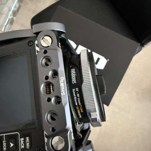 Metabones Canon EF Lens to RF-mount Speed Booster ULTRA 0.71x (Excellent Conditi