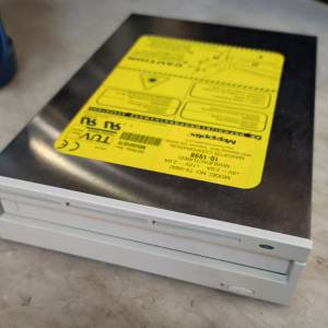 5.25吋SCSI MO及30隻新碟