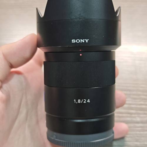 Sony zeiss 24mm f1.8 ZA e mount apsc