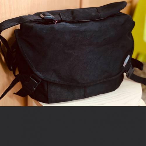 Winer Pro Design 相機袋(100元)及True相機袋(50元)