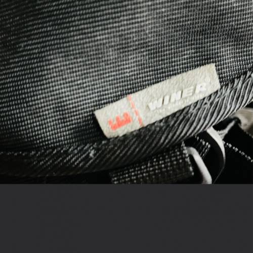 Winer Pro Design 相機袋(100元)及True相機袋(50元)